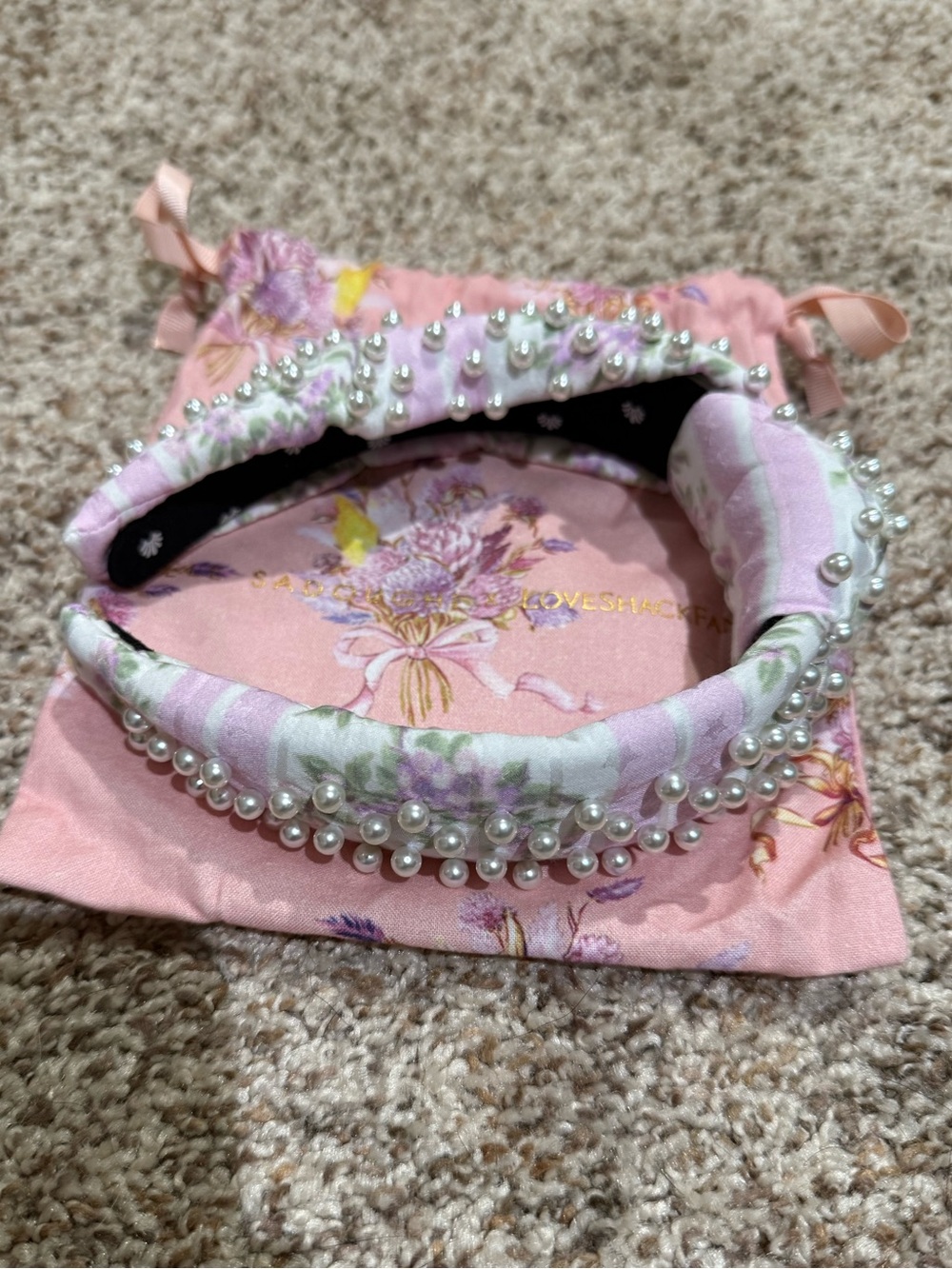 Lele Sadoughi X LoveShackFancy
Pearl Knotted Headband - Picture 3 of 7